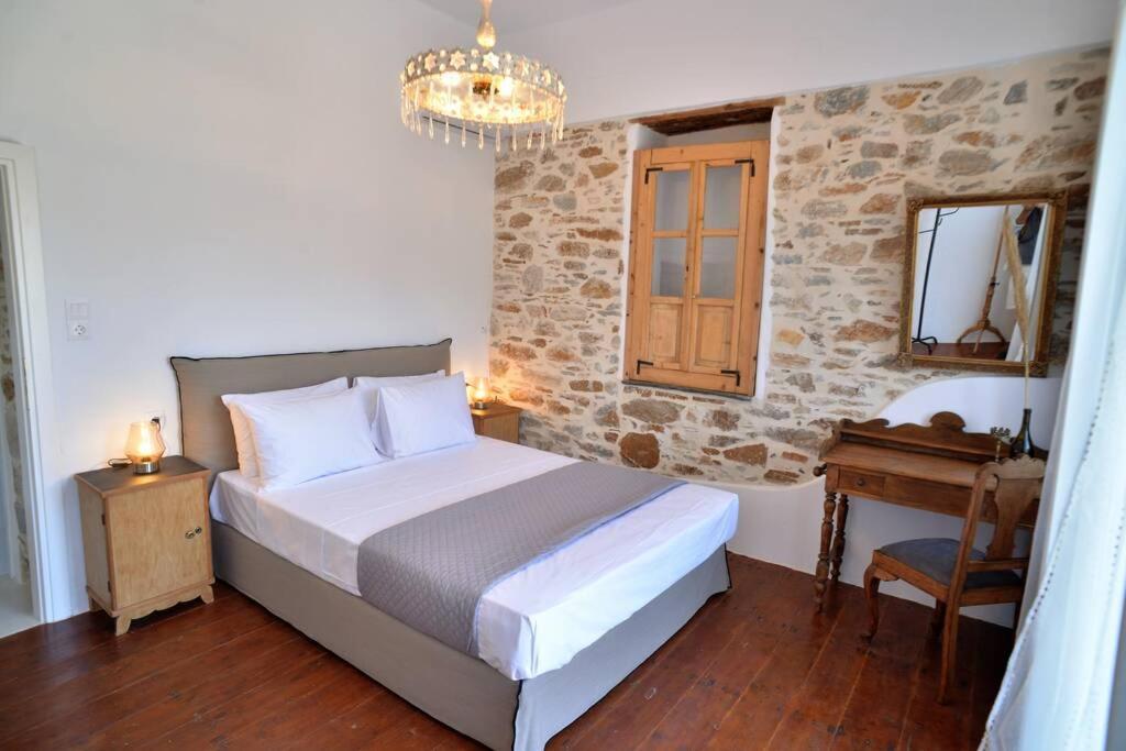 George Farmhouse Chrousa Bagian luar foto