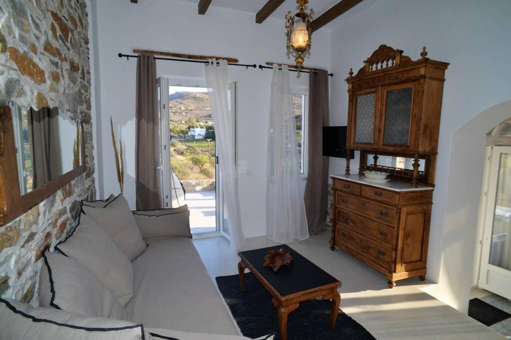 George Farmhouse Chrousa Bagian luar foto